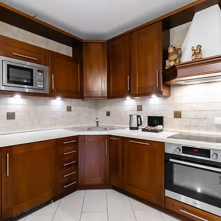 Okowita I Karat Apartment